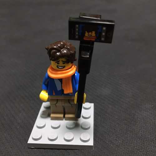 IMG